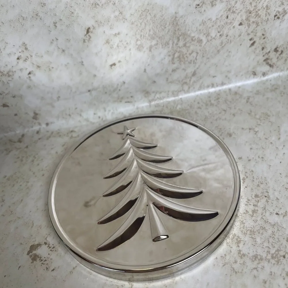 Bath & Body Works | Vanilla Bean Noel 3-Wick Candle - Picture 2 of 5
